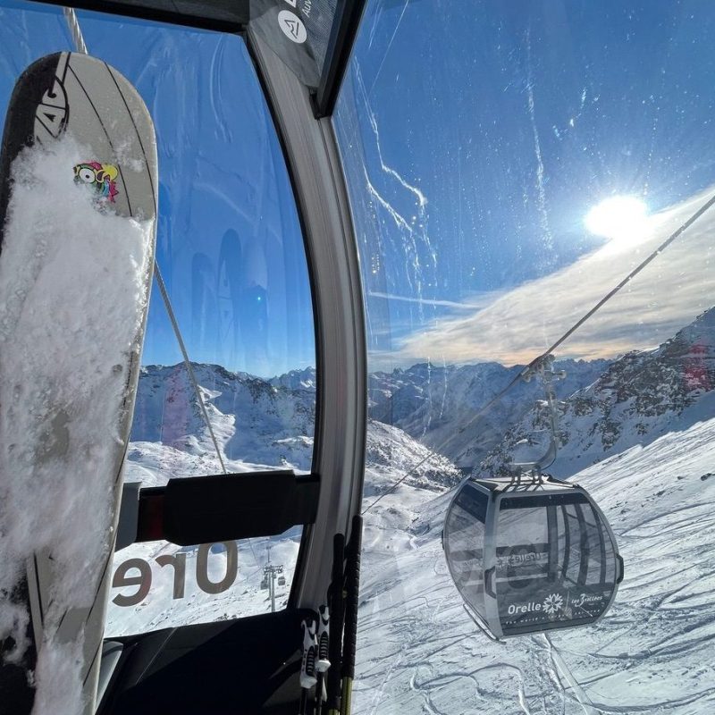 Ski cabine